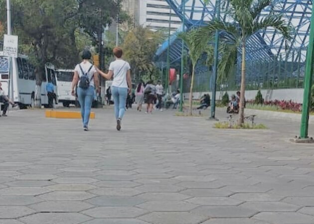 Metro Parque Miranda Caracas